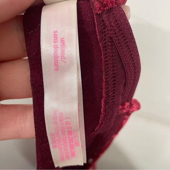 Victoria’s Secret PINK Burgundy Crushed Velvet Bralette - Picture 4 of 4